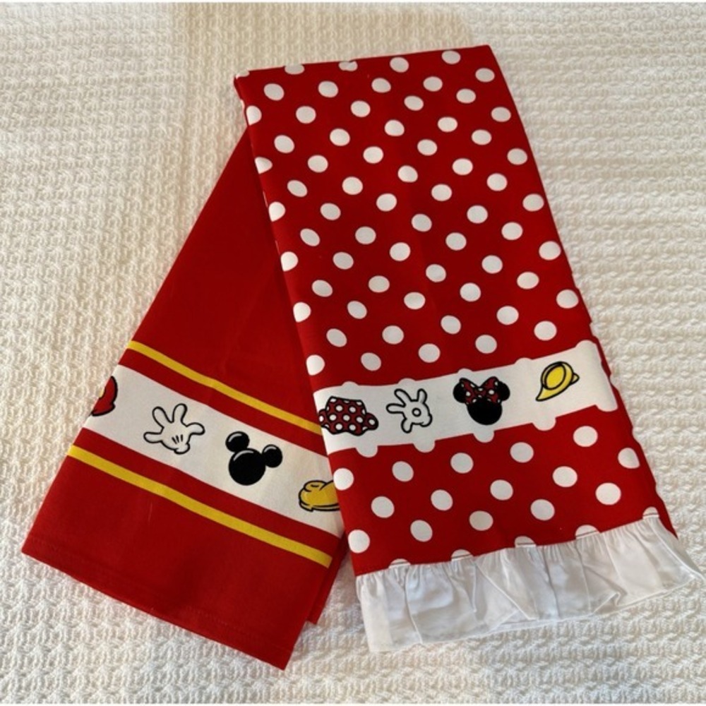 Disney Parks Kitchen Towels NWOTSet of 2 Mickey Minnie Red Polka Dot 100% Cotton